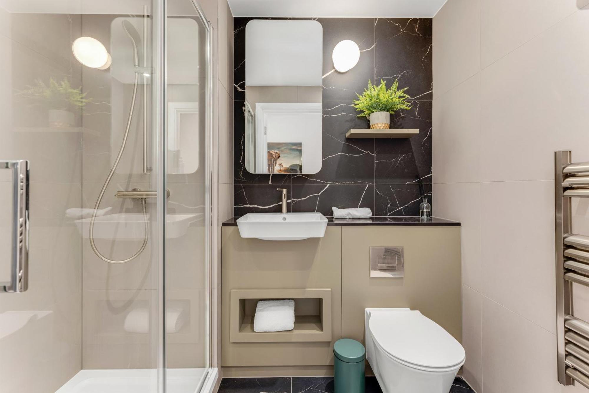 Urban Luxe Retreat Apartment London Ngoại thất bức ảnh